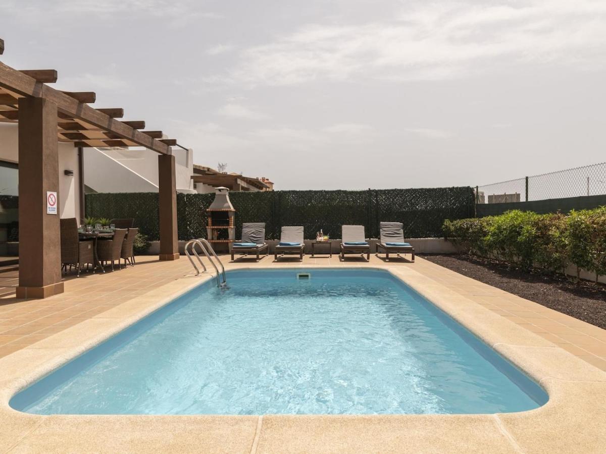 Lightbooking Pueblo Majorero Piscina Climatizada Jove 10 Caleta De Fuste Dış mekan fotoğraf