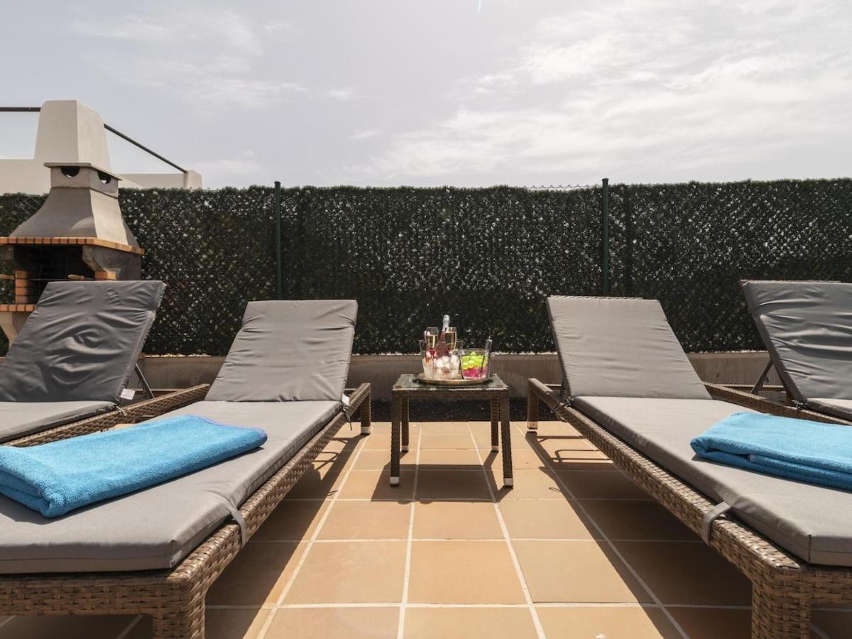 Lightbooking Pueblo Majorero Piscina Climatizada Jove 10 Caleta De Fuste Dış mekan fotoğraf